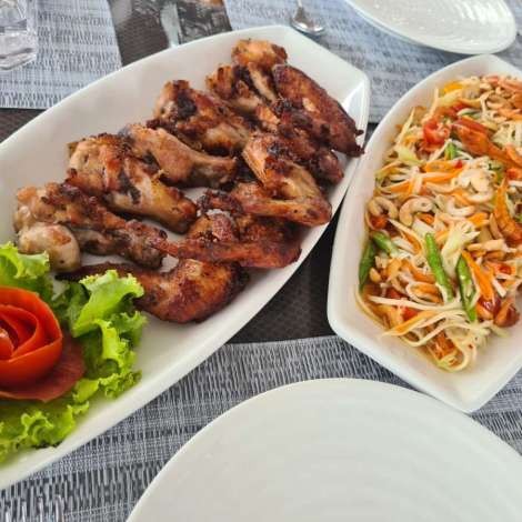 Food onboard 00SEVEN # 2