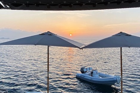 Review img # 7 of the yacht ALLURE 64