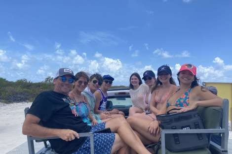 Review img # 49 of the yacht AURA