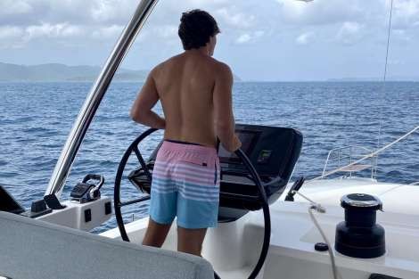 Review img # 17 of the yacht AURA