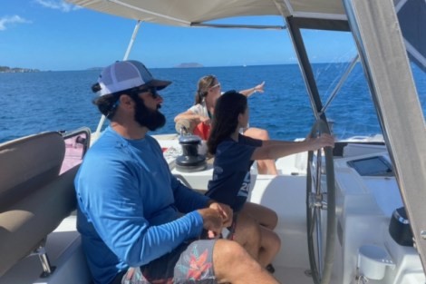 Review img # 44 of the yacht AZURIA