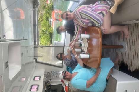 Review img # 5 of the yacht AZURIA