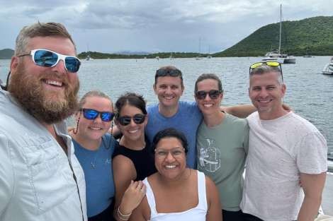 Review img # 1 of the yacht AZURIA