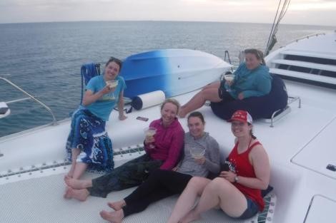 Review img # 16 of the yacht DREAMING ON