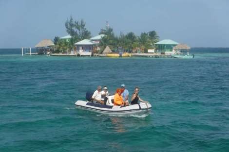 Review img # 6 of the yacht DREAMING ON