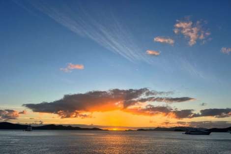 Review img # 23 of the yacht EBB & FLOW