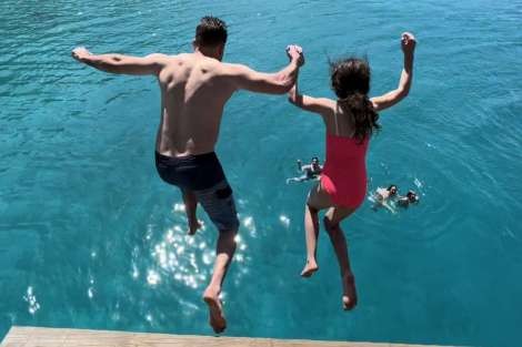 Review img # 21 of the yacht ETHER