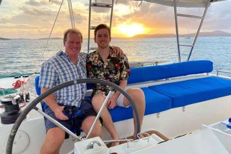 Review img # 22 of the yacht KNOT 5280