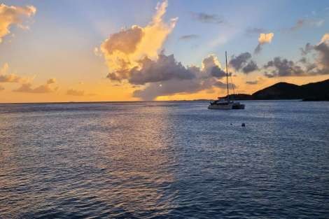 Review img # 7 of the yacht KNOT 5280