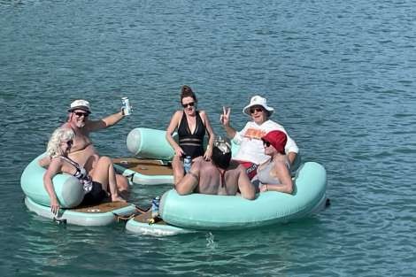 Review img # 109 of the yacht MAKIN MEMORIES