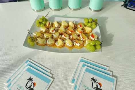 Review img # 117 of the yacht MAKIN MEMORIES