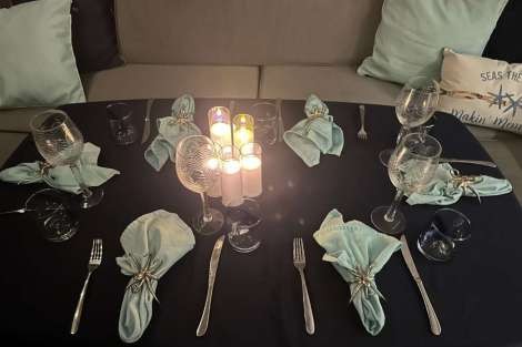 Review img # 97 of the yacht MAKIN MEMORIES