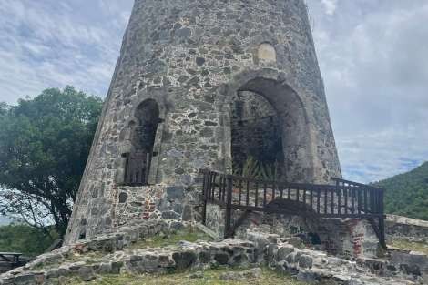 Review img # 86 of the yacht MAKIN MEMORIES