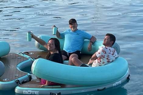 Review img # 92 of the yacht MAKIN MEMORIES