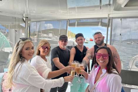 Review img # 79 of the yacht MAKIN MEMORIES