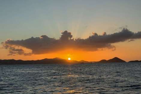 Review img # 81 of the yacht MAKIN MEMORIES