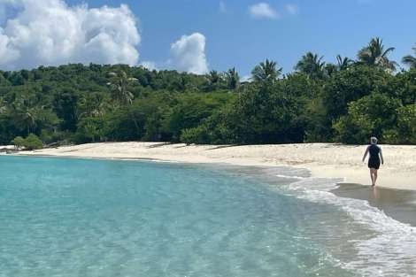 Review img # 62 of the yacht MAKIN MEMORIES