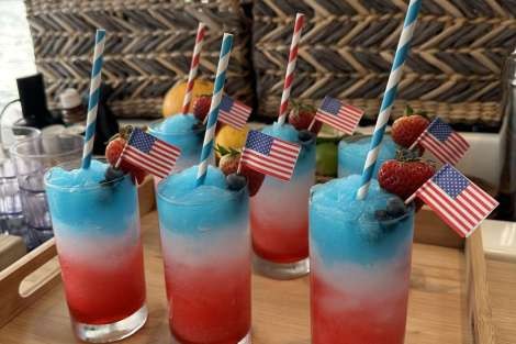 Review img # 44 of the yacht MARE BLU