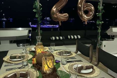 Review img # 36 of the yacht MARE BLU