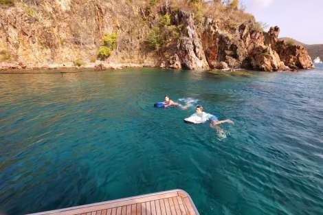 Review img # 3 of the yacht MY TY