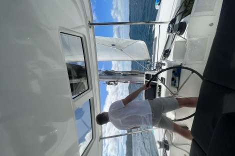 Review img # 109 of the yacht SCUBA DOO