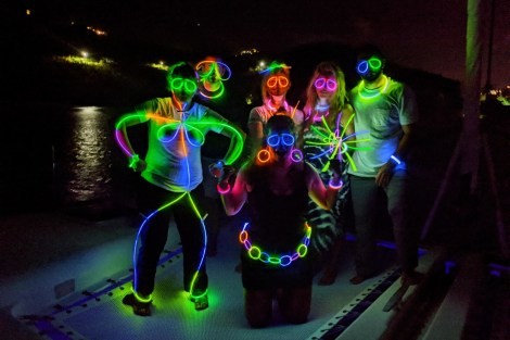 Review img # 94 of the yacht SCUBA DOO