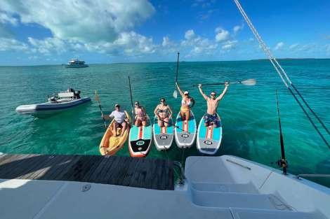 Review img # 37 of the yacht TAHINA