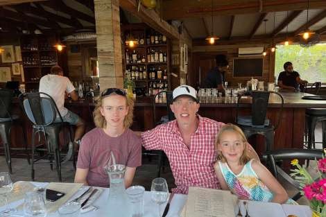 Review img # 26 of the yacht TAHINA