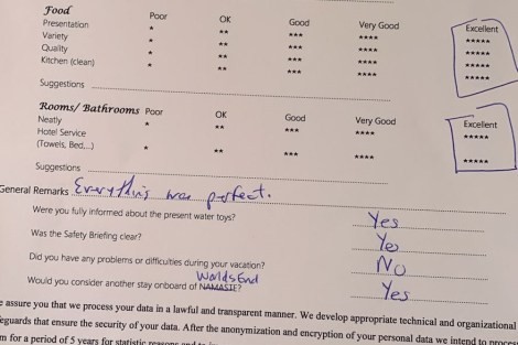 Review img # 94 of the yacht WORLD’S END (MED)