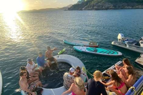 Review img # 29 of the yacht XANDROS