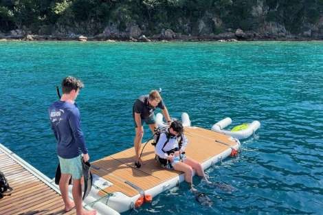 Review img # 9 of the yacht XANDROS